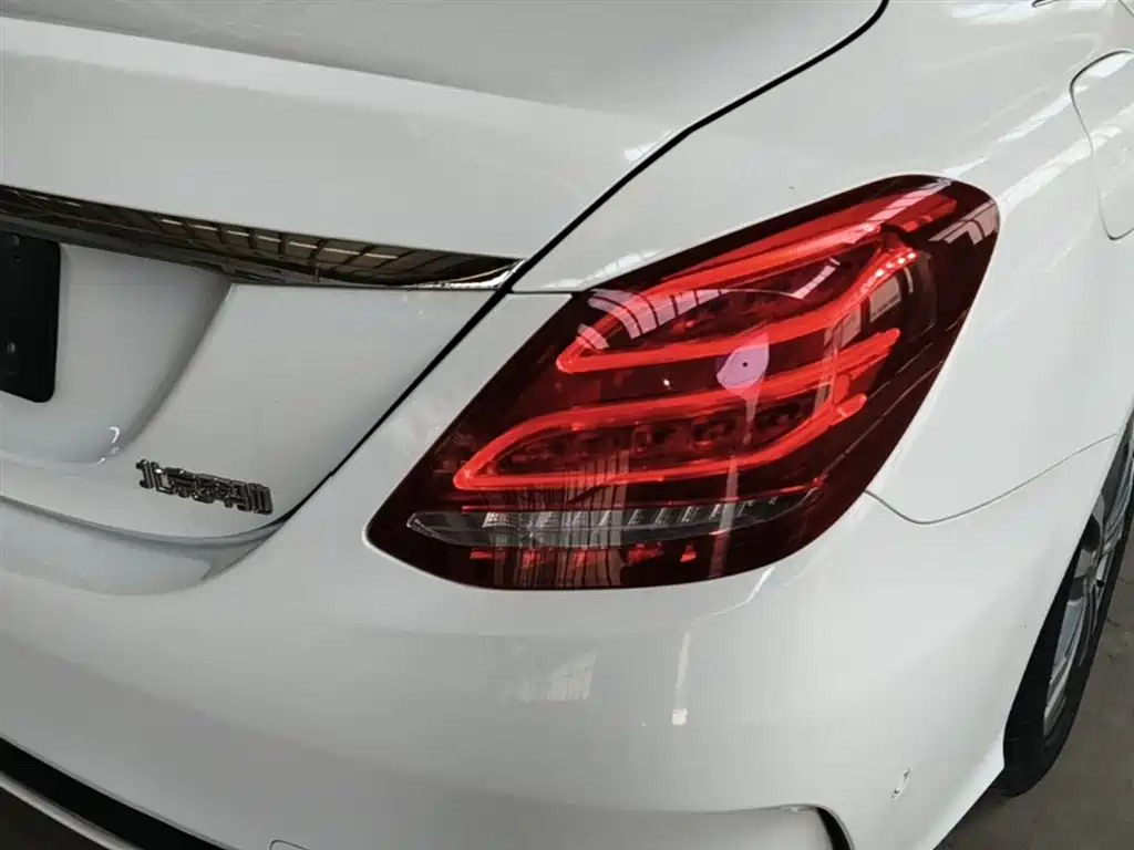 Mercedes-Benz C-Class 2018 — фото 8