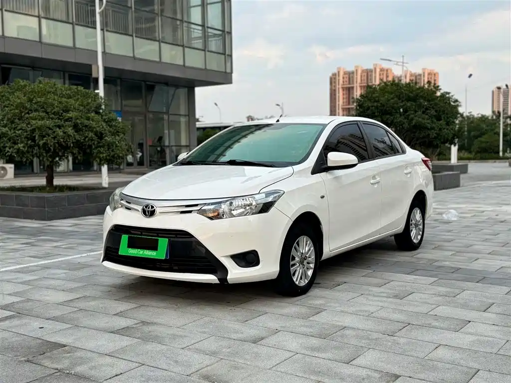 Toyota Vios 2015
