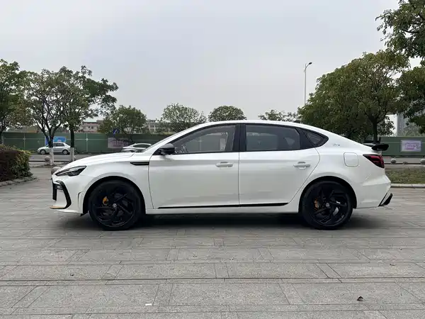 MG MG6 2021