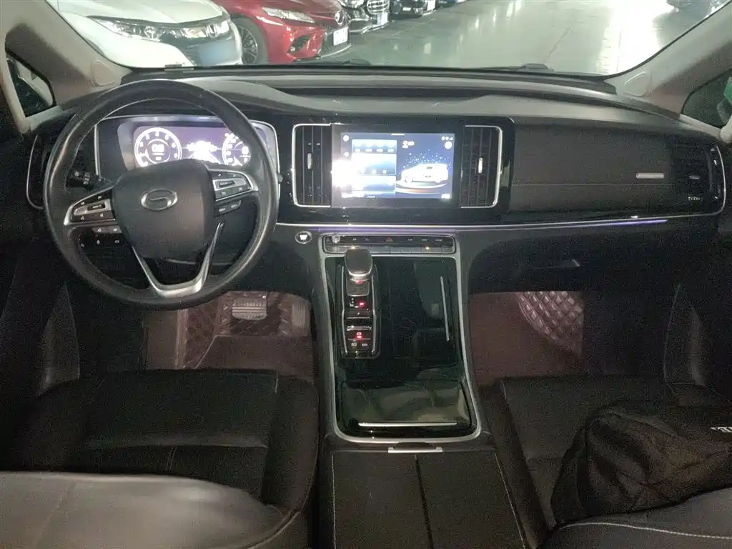 GAC Motor Trumpchi M8 2022 — фото 6