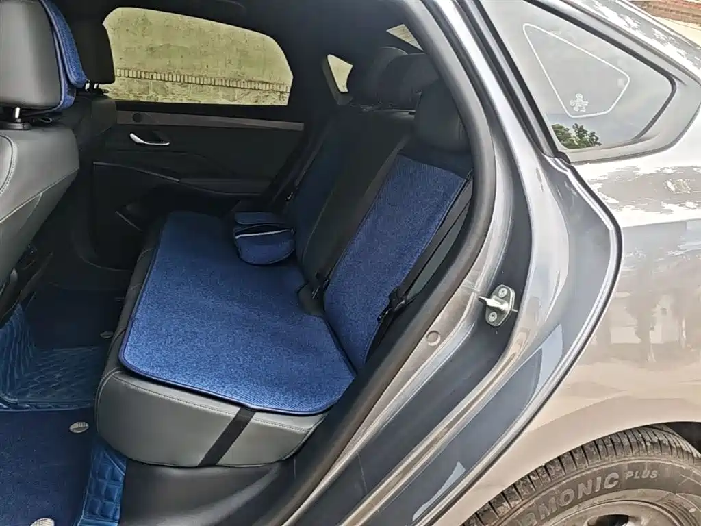 BYD Qin PLUS 2025 — фото 17