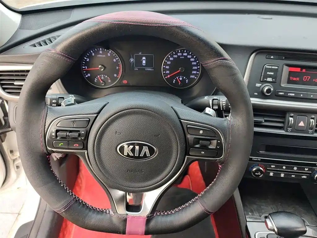 Kia K5 2016 — фото 11