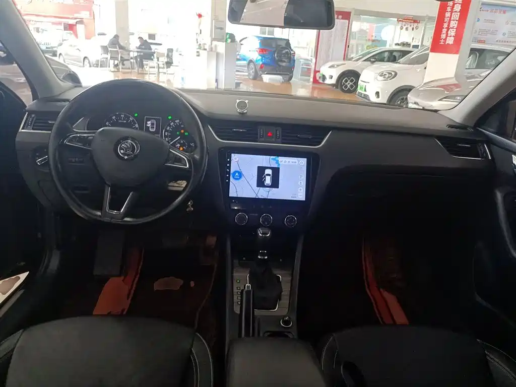 Skoda Octavia 2016 — фото 6