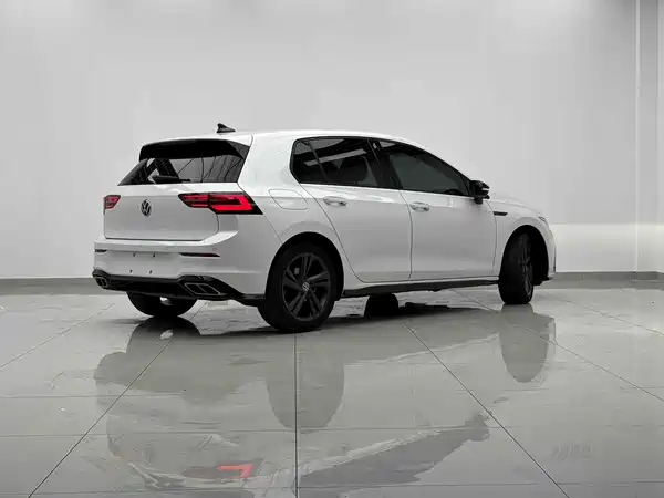 Volkswagen Golf 2022