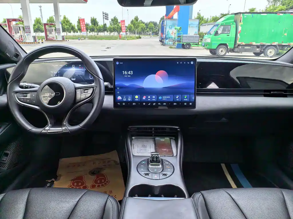 BYD Seal 2024 — фото 11
