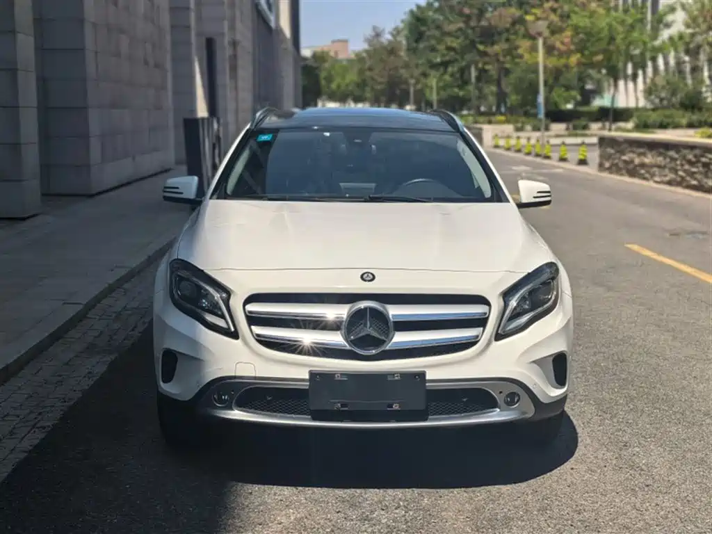 Mercedes-Benz GLA 2016 — фото 9