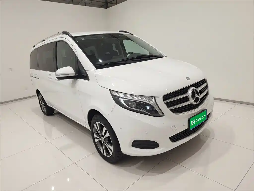 Mercedes-Benz V-Class 2019 — фото 4