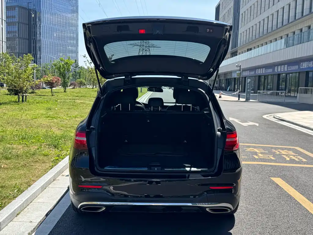 Mercedes-Benz GLC 2019 — фото 30