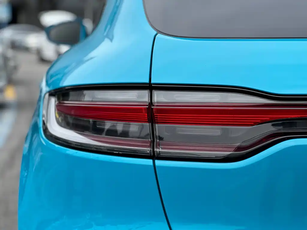 Porsche Macan 2021 — фото 30