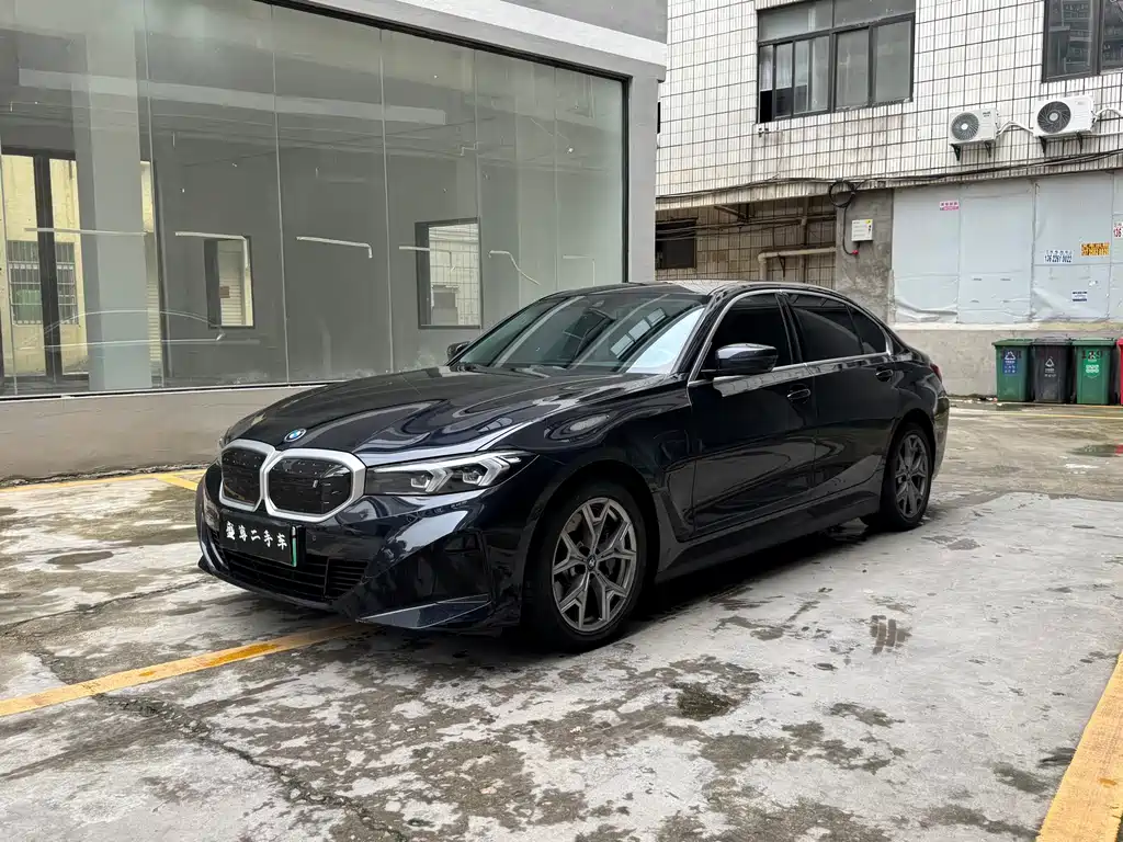 BMW i3 2023 — фото 1