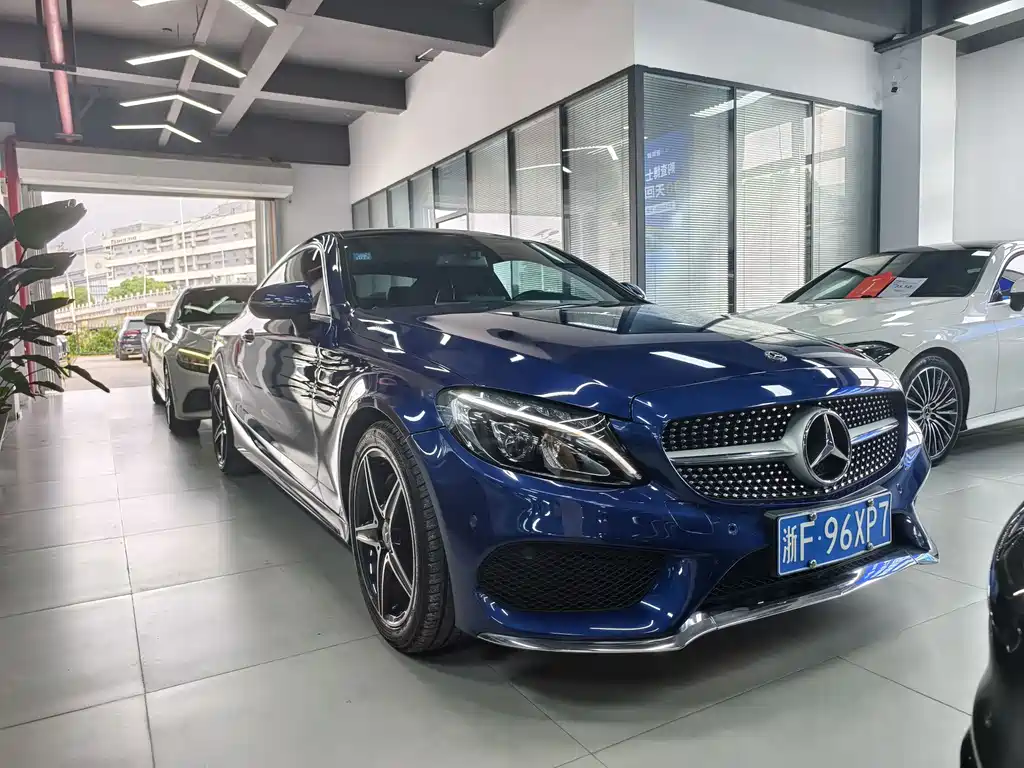 Mercedes-Benz C-Class 2018 — фото 2