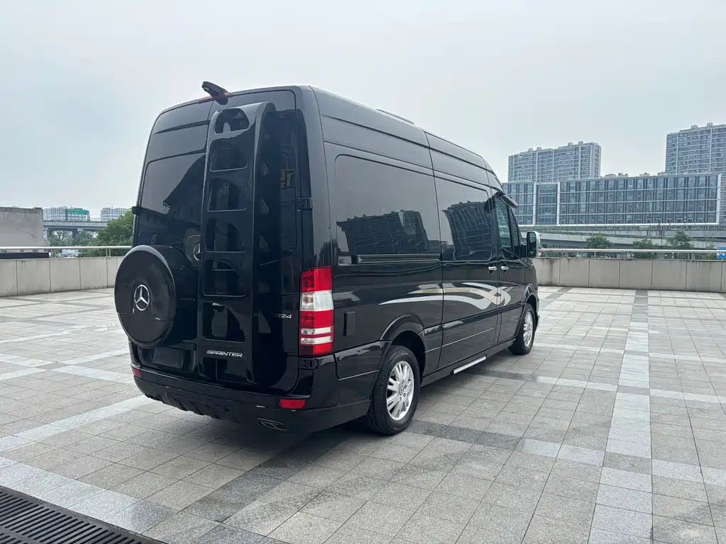 Mercedes-Benz Sprinter 2018 — фото 4