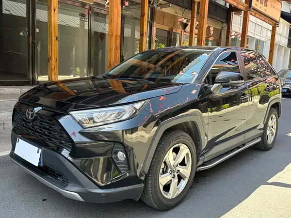 Toyota RAV4 2021
