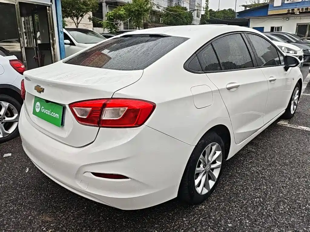 Chevrolet Cruze 2018 — фото 7