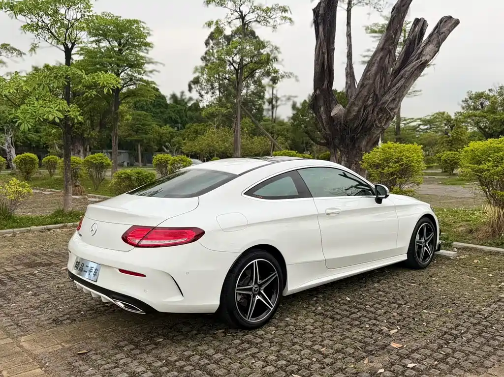 Mercedes-Benz C-Class 2017 — фото 10