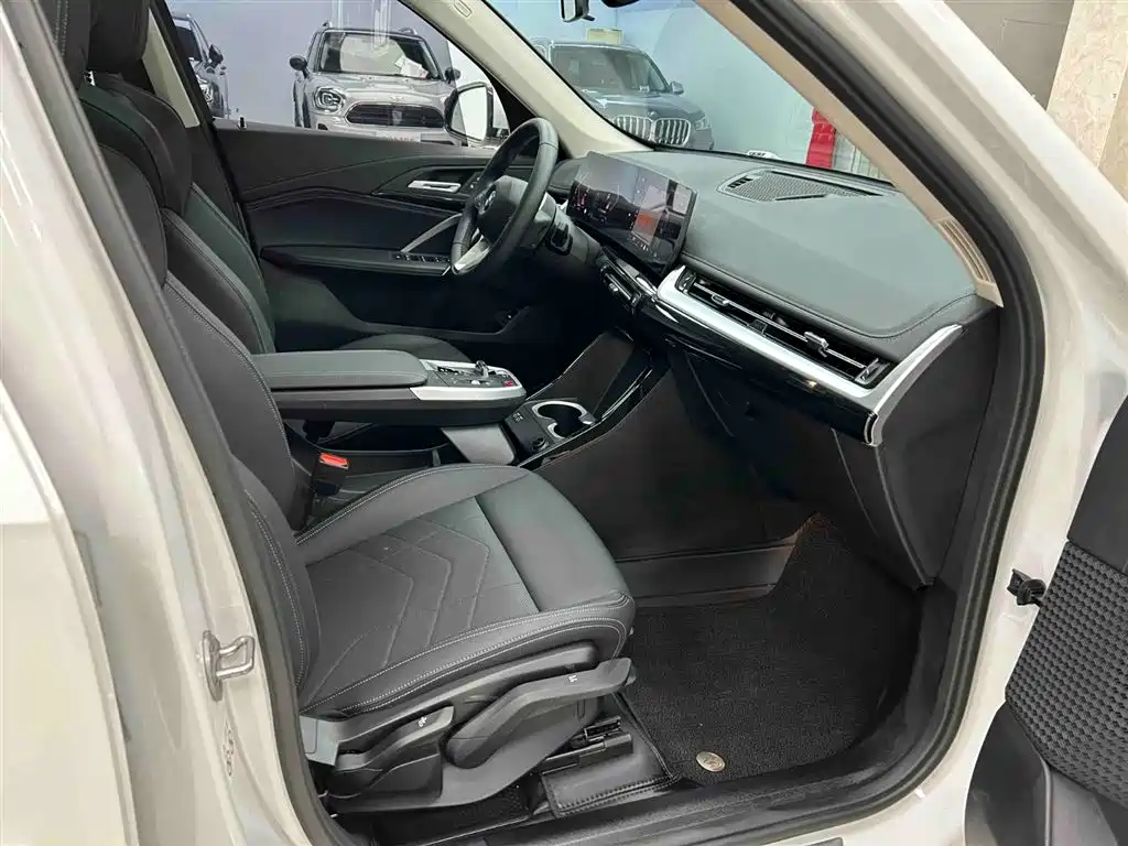 BMW X1 2023 — фото 13