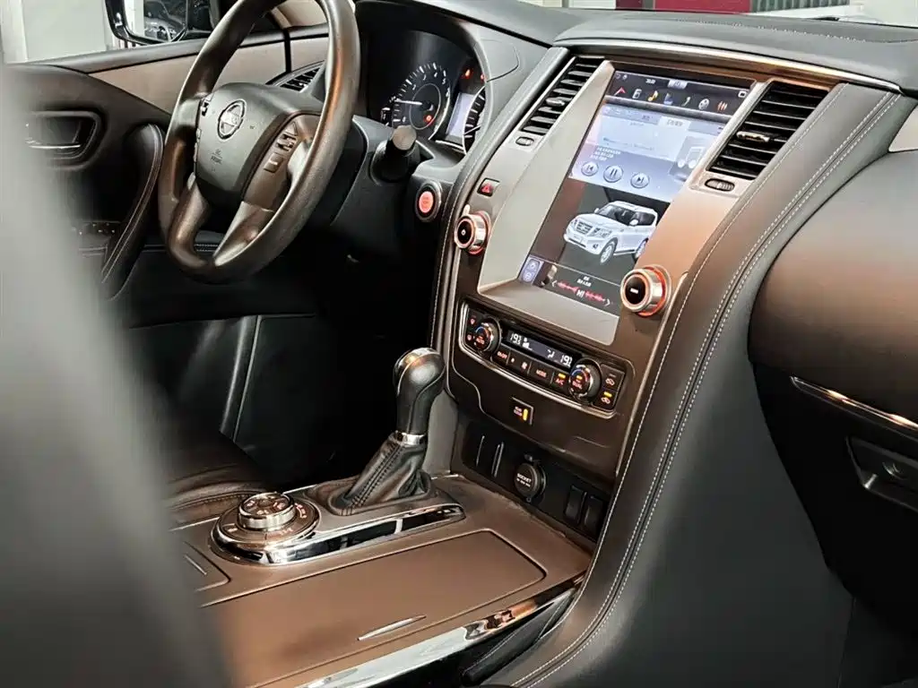 Nissan Patrol 2017 — фото 13