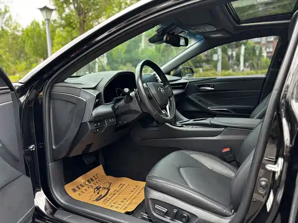 Toyota Avalon 2021