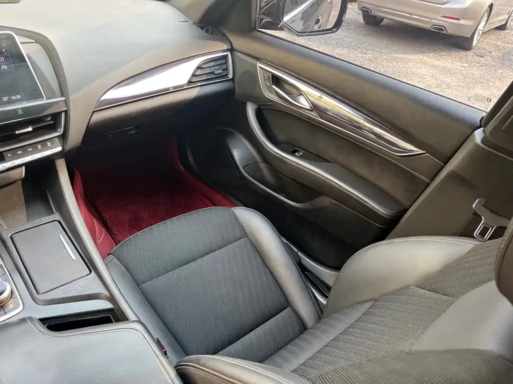 Cadillac CT5 2020 — фото 15