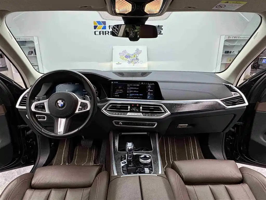 BMW X5 New Energy 2021 — фото 9
