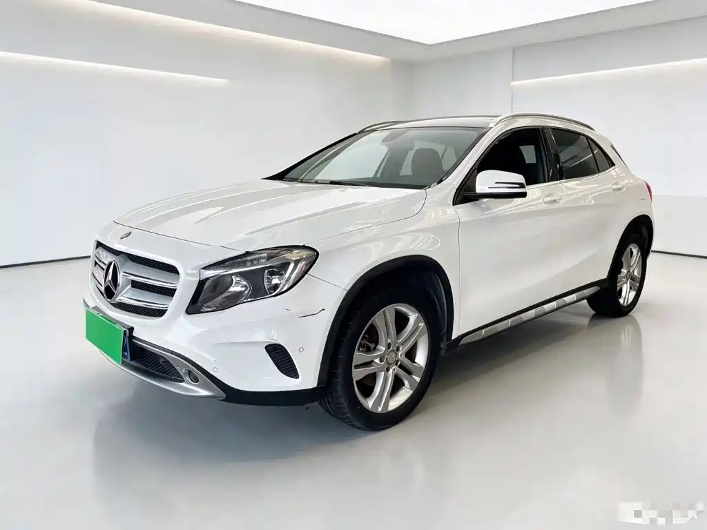 Mercedes-Benz GLA 2017 — фото 1