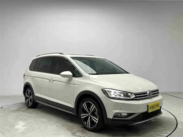 Volkswagen Touran 2021