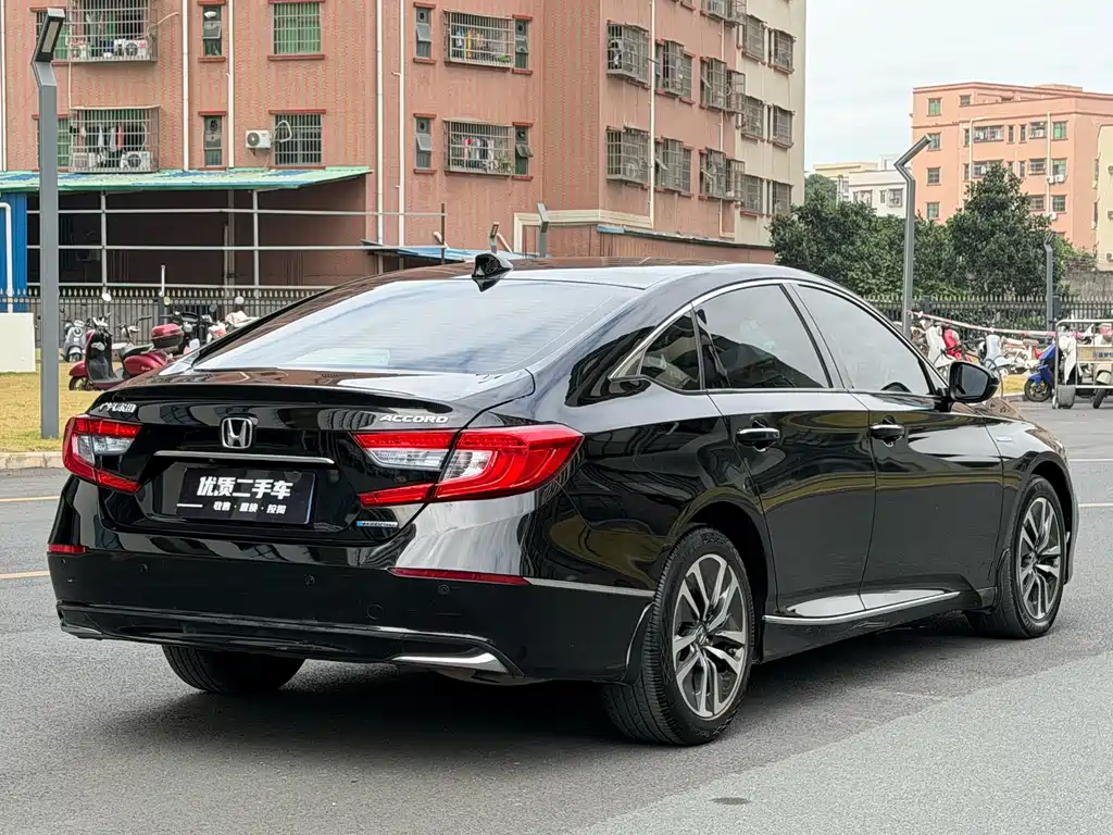 Honda Accord 2020 — фото 9