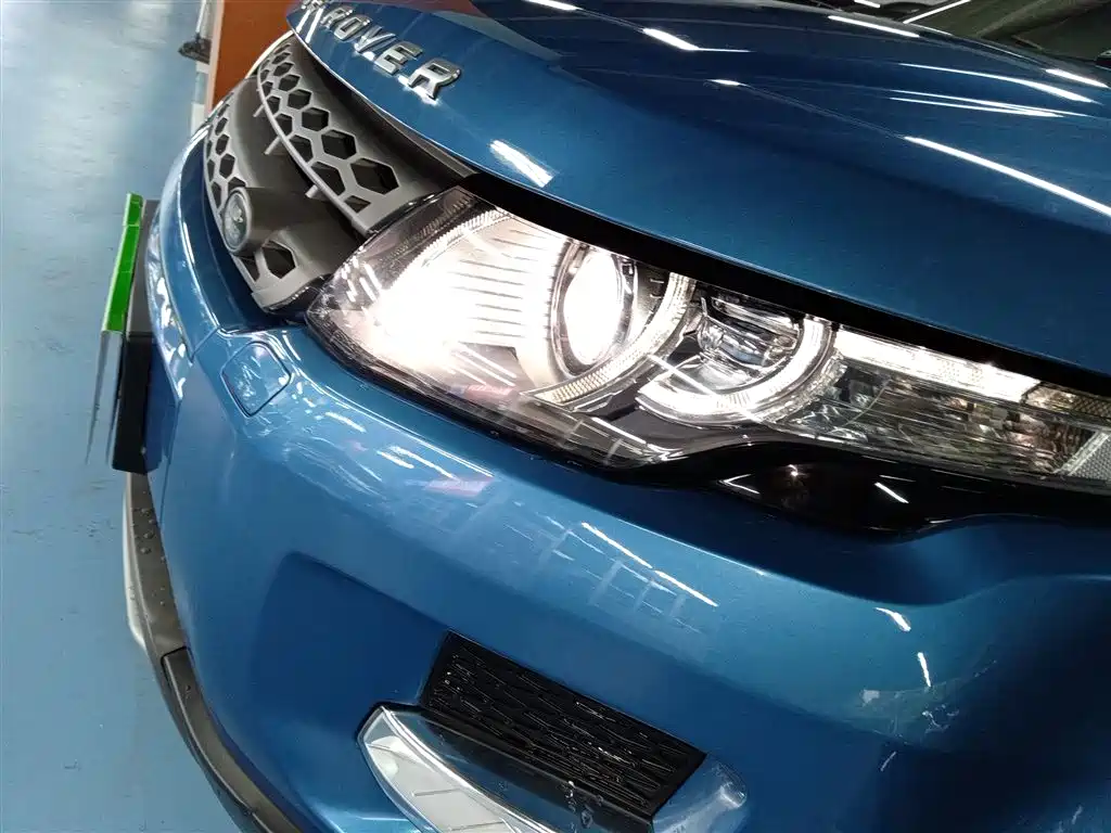Land Rover Evoque 2015 — фото 18