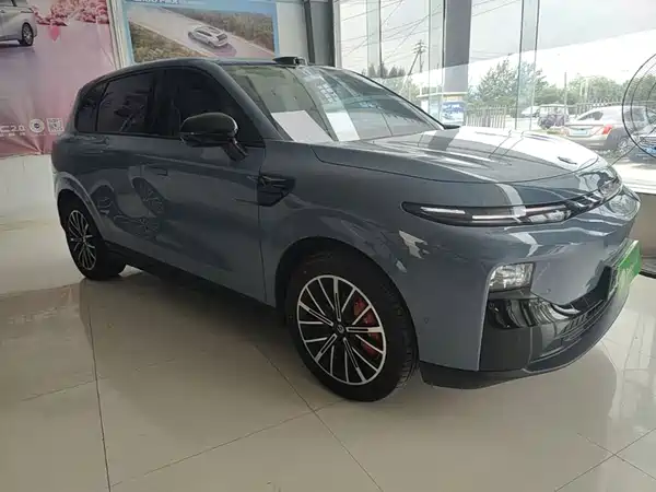 Leapmotor B10 2025
