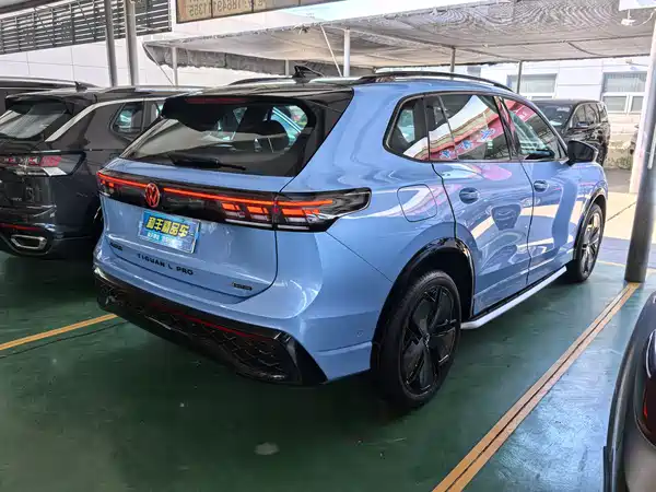 Volkswagen Tiguan L 2024