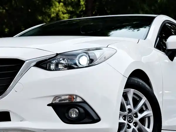 Mazda 3 Axela 2016