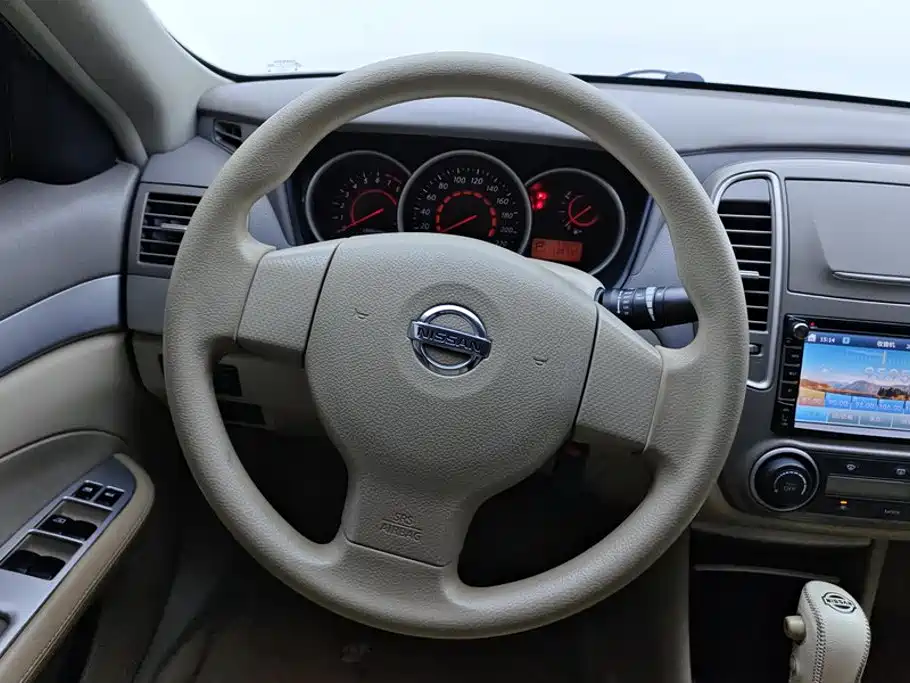 Nissan Sylphy 2015 — фото 15