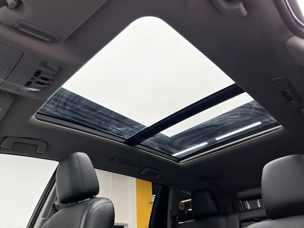 Toyota Highlander 2017 — фото 19