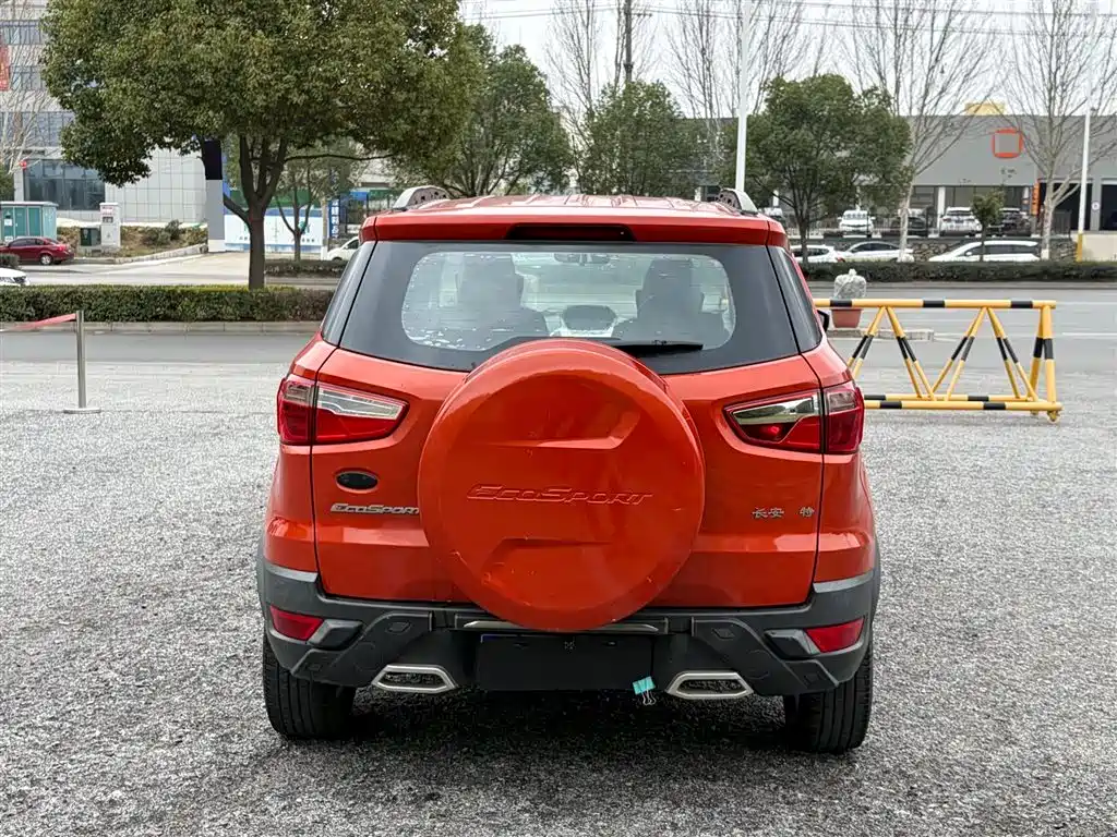 Ford Ecosport 2015 — фото 7
