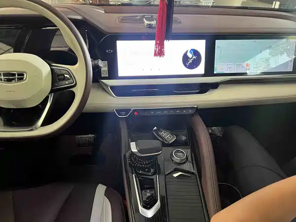 Geely Xingyue L 2021