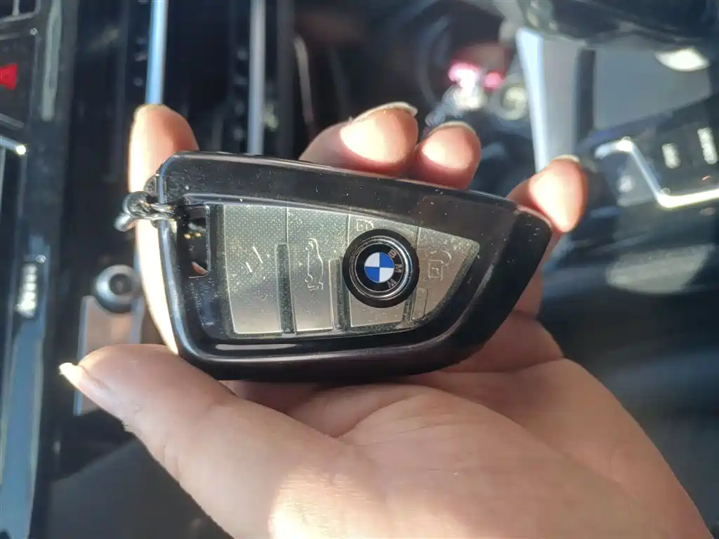 BMW 5 Series 2018 — фото 9
