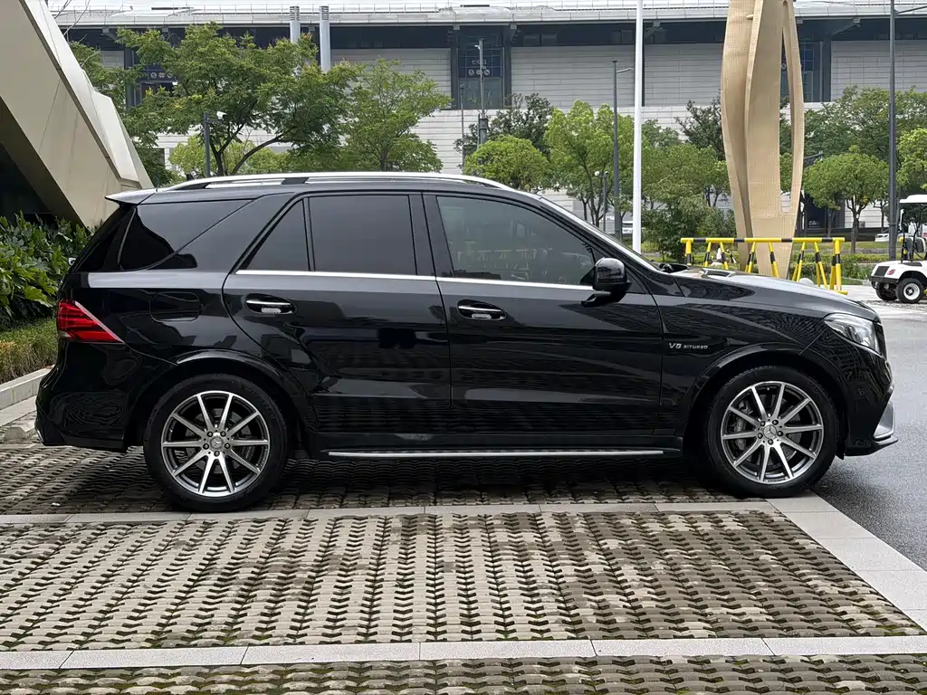 Mercedes-Benz GLE AMG 2016 — фото 6