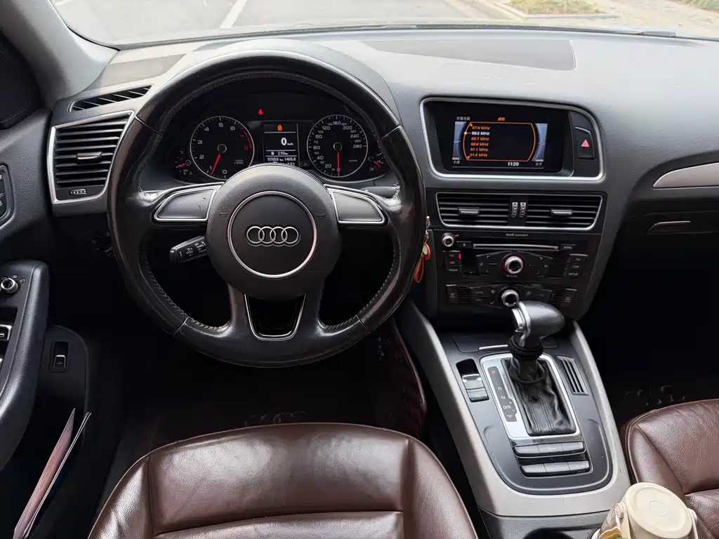 Audi Q5 2017 — фото 9