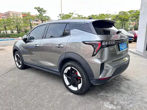 Lynk & Co 06 EM-P 2023