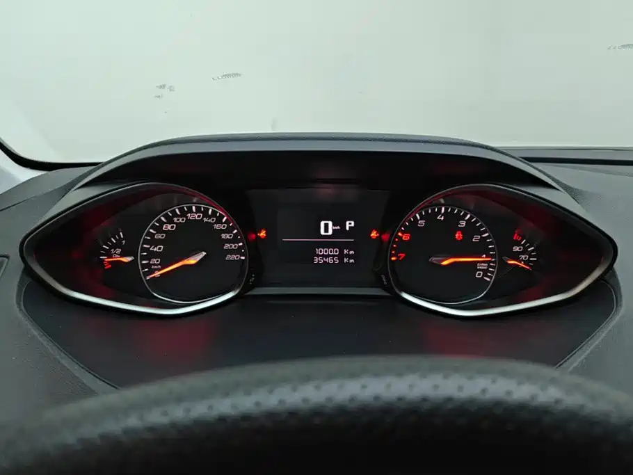 Peugeot 4008 2018 — фото 14