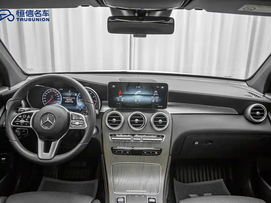 Mercedes-Benz GLC 2020 — фото 13