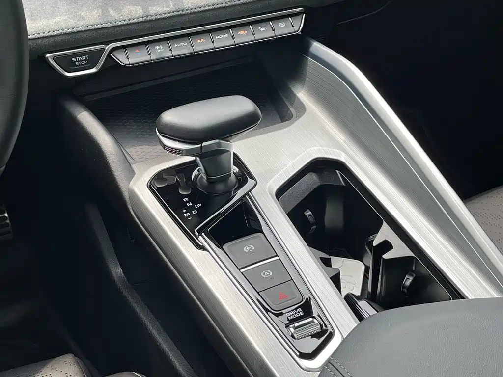 Geely Xingrui 2023 — фото 15