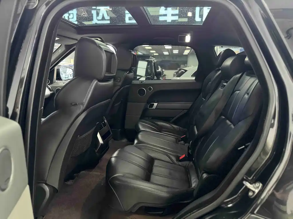 Land Rover Range Rover Sport 2015 — фото 11