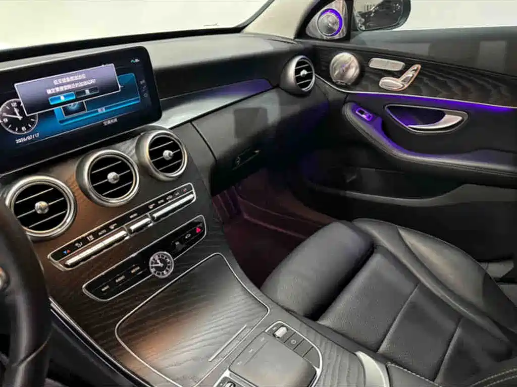 Mercedes-Benz C-Class 2020 — фото 10