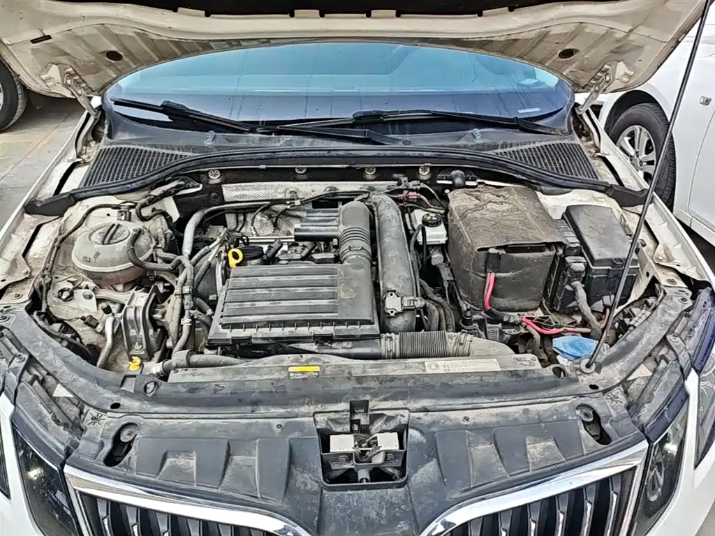 Skoda Octavia 2017 — фото 20