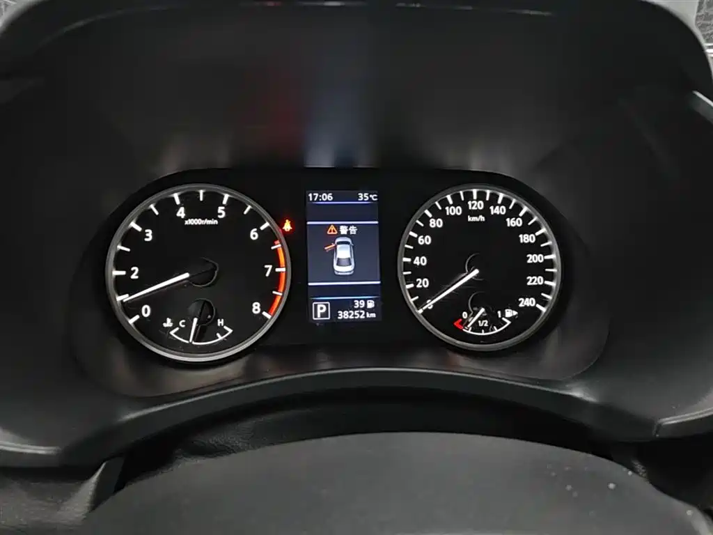 Nissan Sylphy 2019 — фото 12