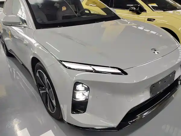 NIO ET5T 2025