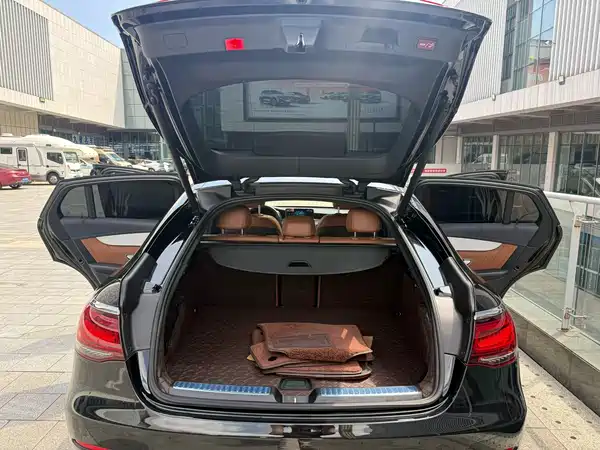 Mercedes-Benz GLC Coupe 2024