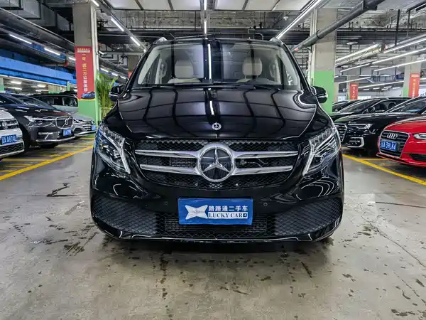Mercedes-Benz V-Class 2024