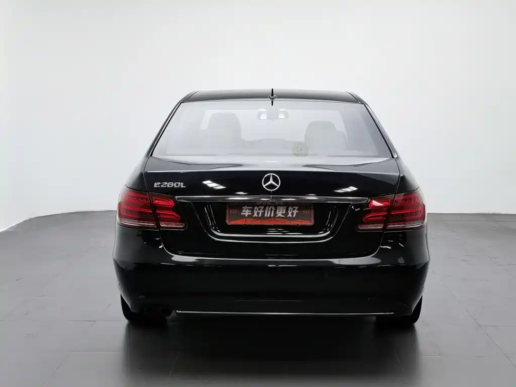 Mercedes-Benz E-Class 2013 — фото 4